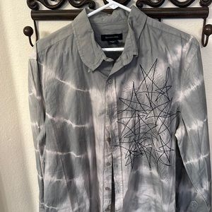 CALVIN KLEIN men’s shirt size L Tie dye and Embroidered Star design..